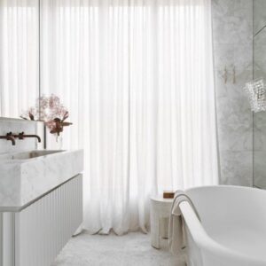 1652241064633_white-bathroom-600x875